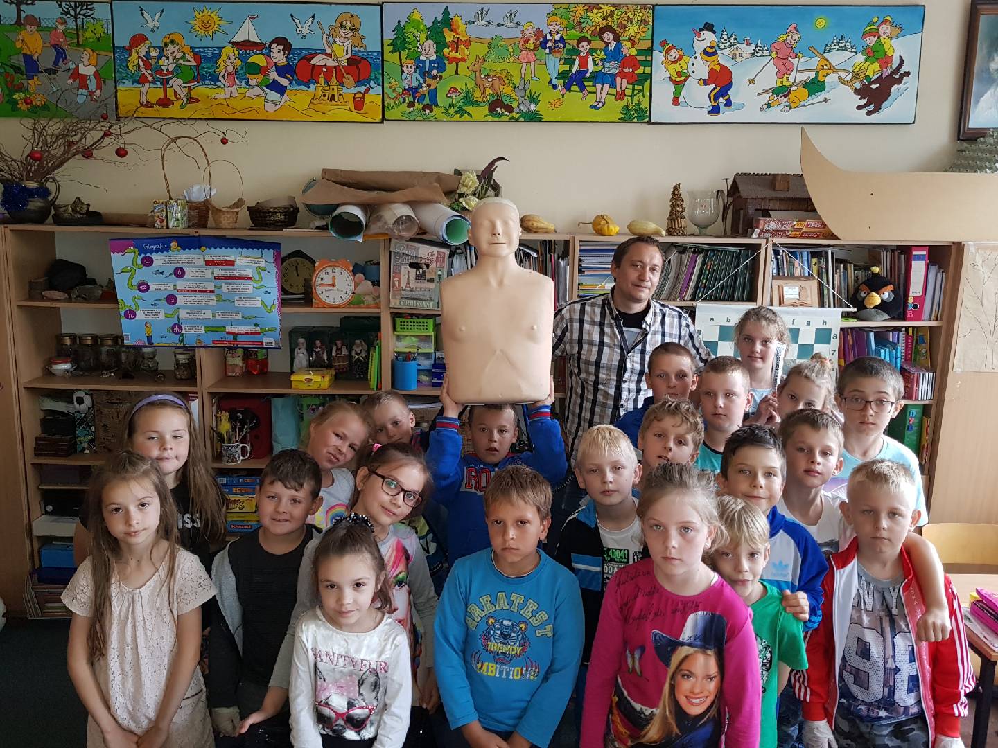 I pomoc w Szkole Podstawowej w Orłowie